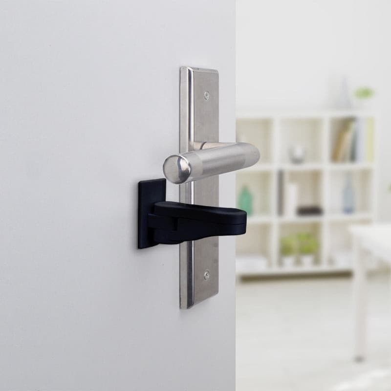 Baby door handle safety lock | baby care |
Product name: child door handle safety lock
Material: ABS material
Size: 70*35*50 (error 2MM